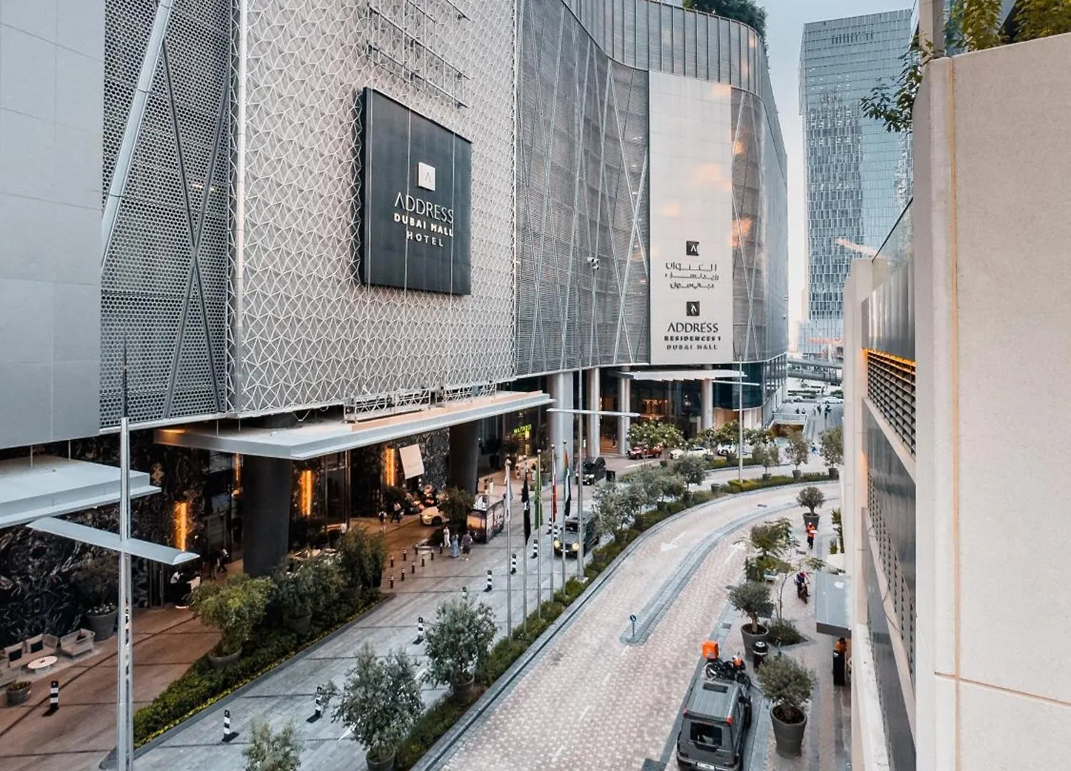Downtown Dunya Tower Apartment Dubai
